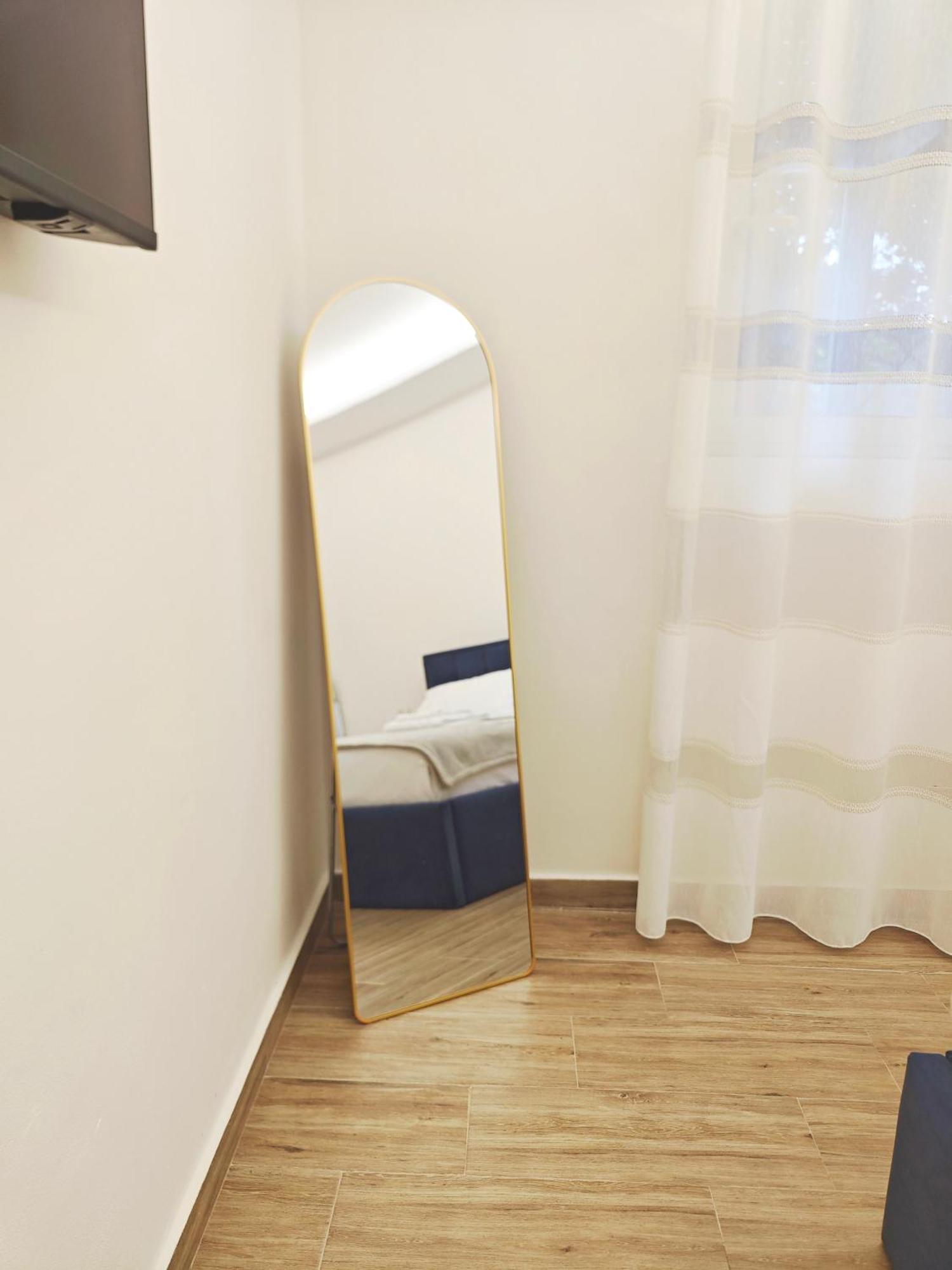 New Apartment Close To Sea And Downtown Vlorë Extérieur photo
